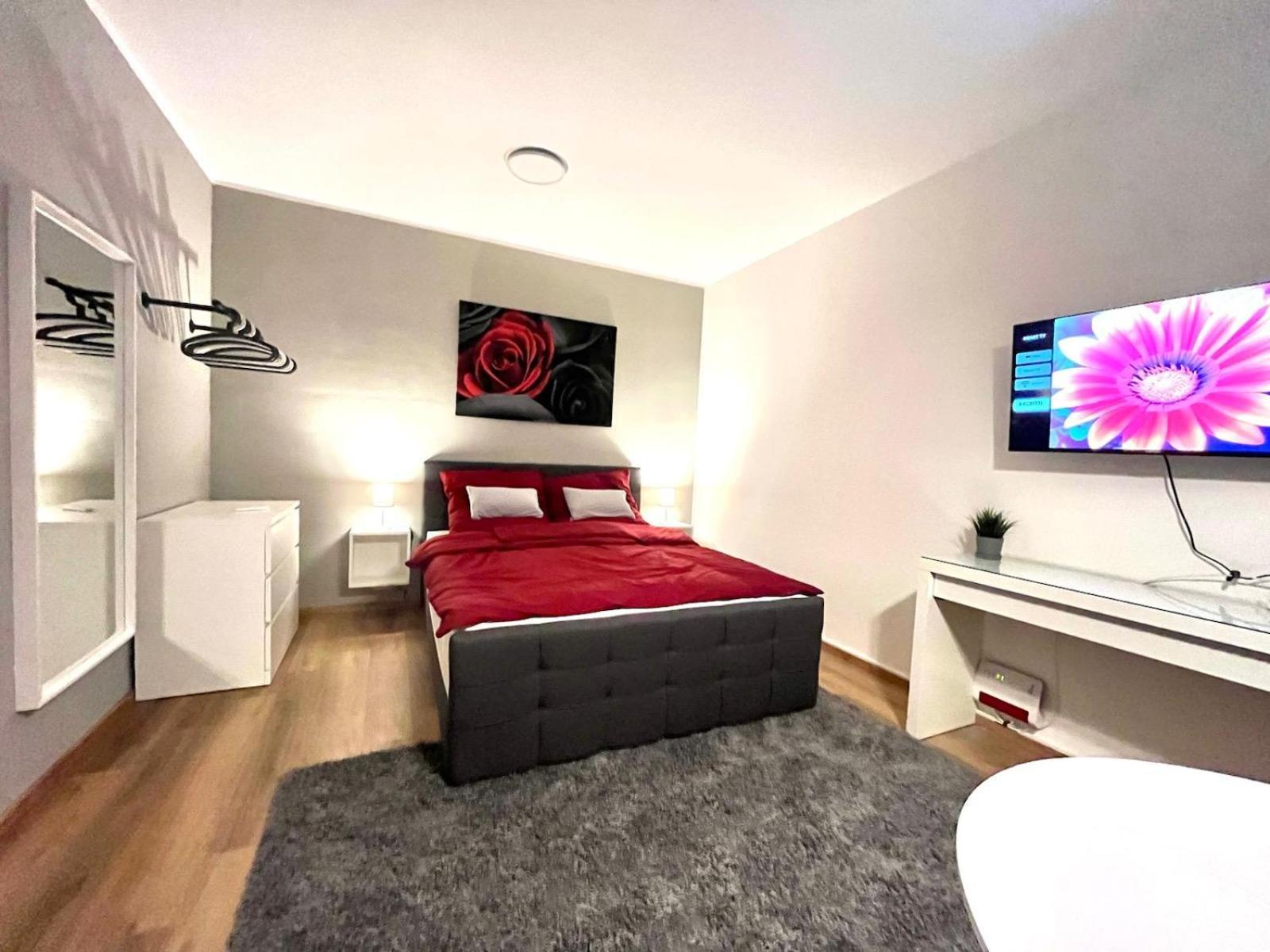 Studio Am Waldschloesschen Mit Kueche Und Netflix Dresden Dış mekan fotoğraf